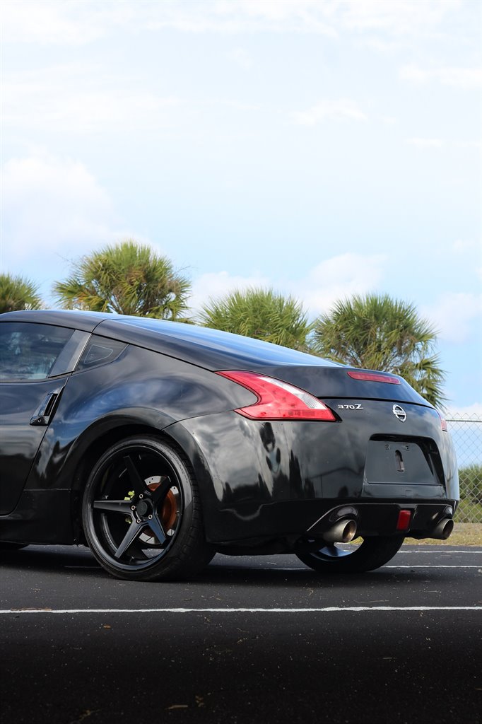2017 Nissan 370Z Coupe Base - Photo 6