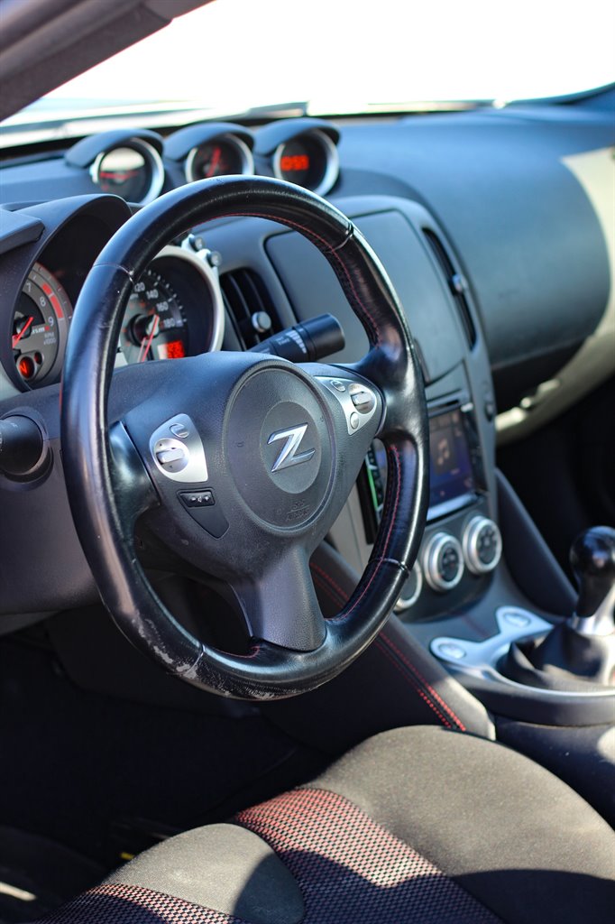 2010 Nissan 370Z NISMO - Photo 18